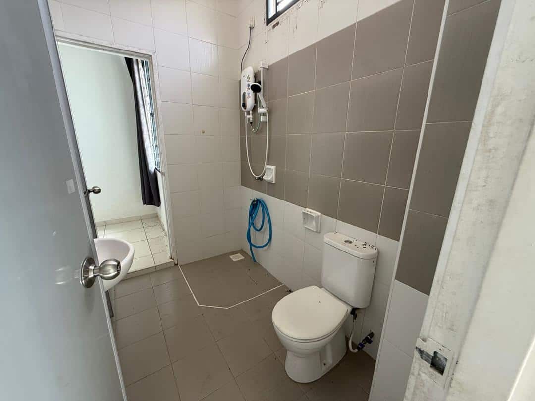 Double Storey Terrace Nusa Sentral 10