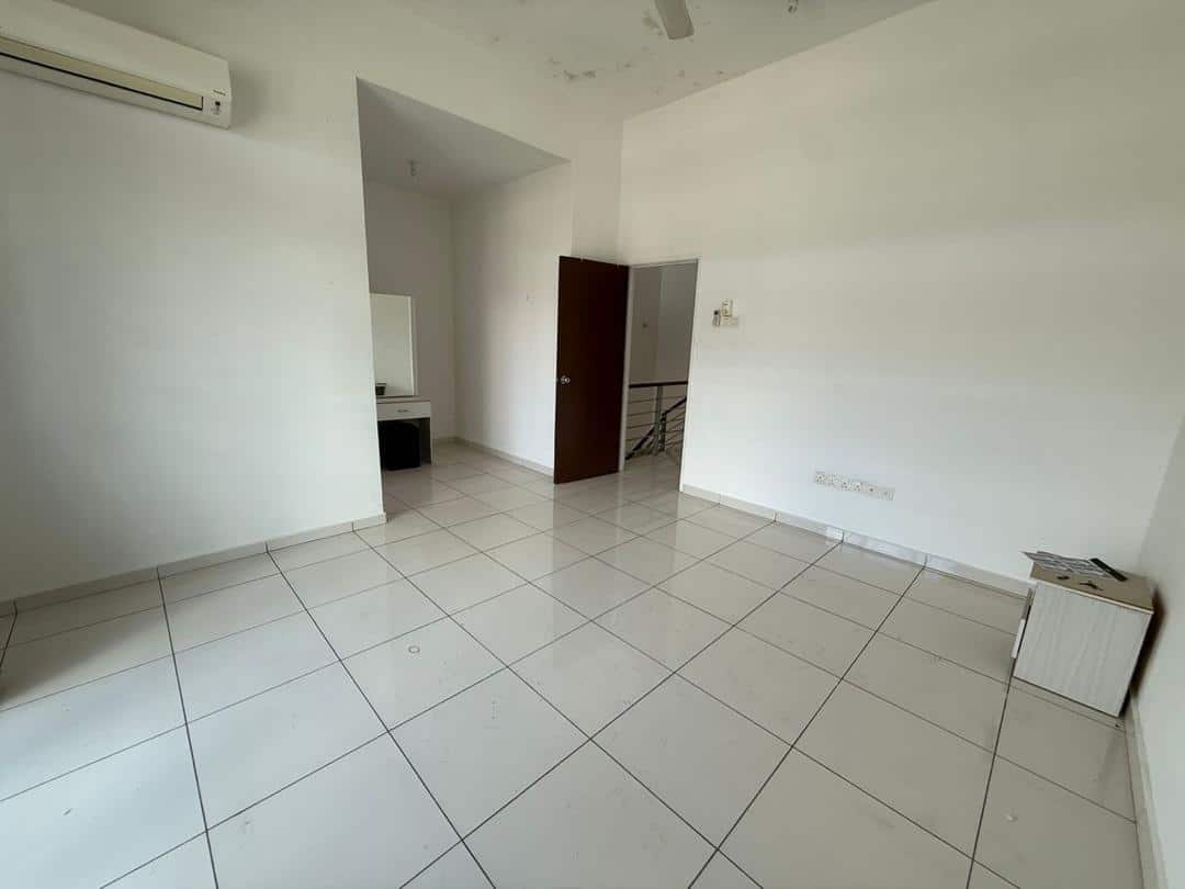 Double Storey Terrace Nusa Sentral 3