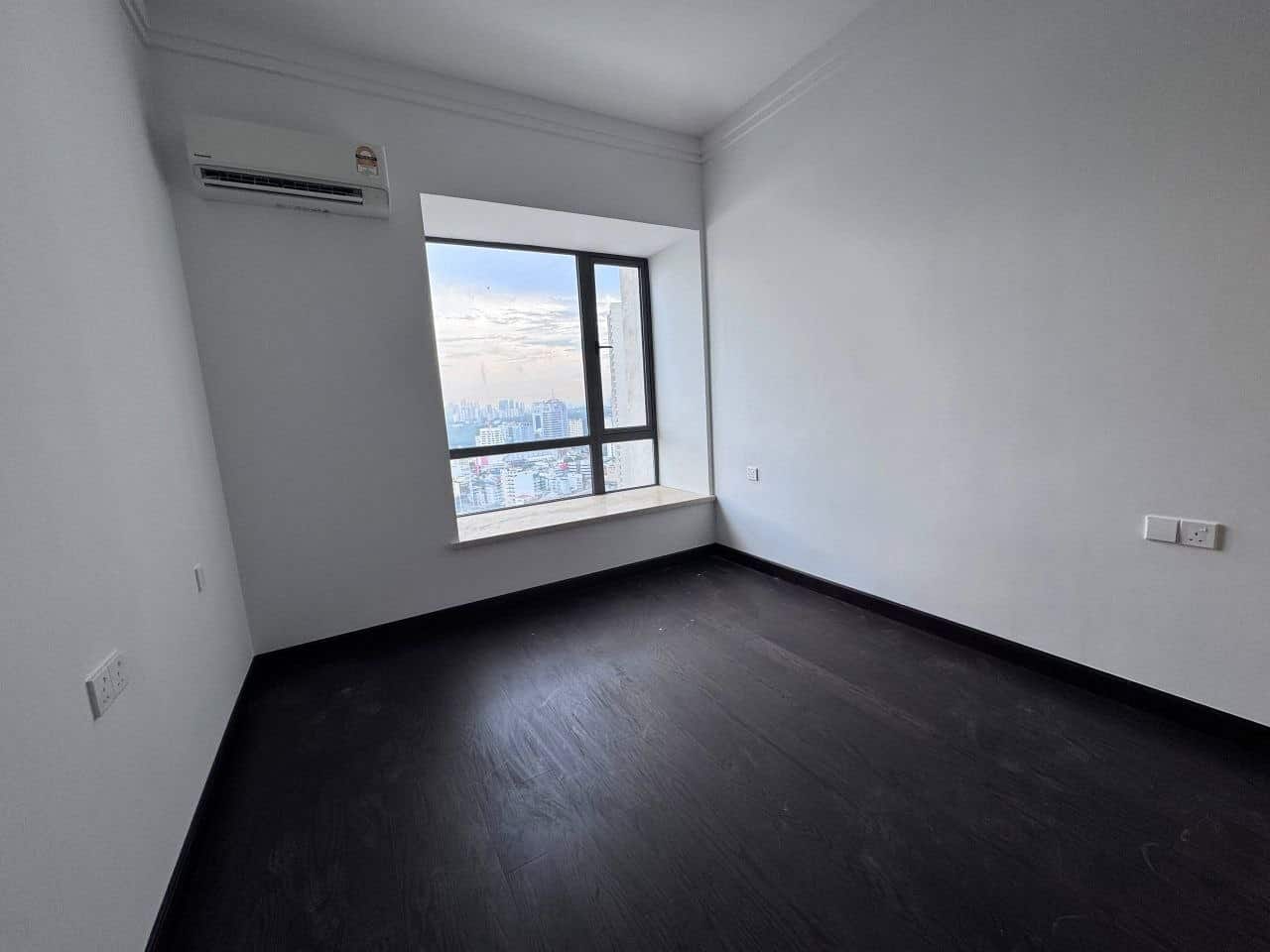 Condo R&F Princess Cove Phase 2 5