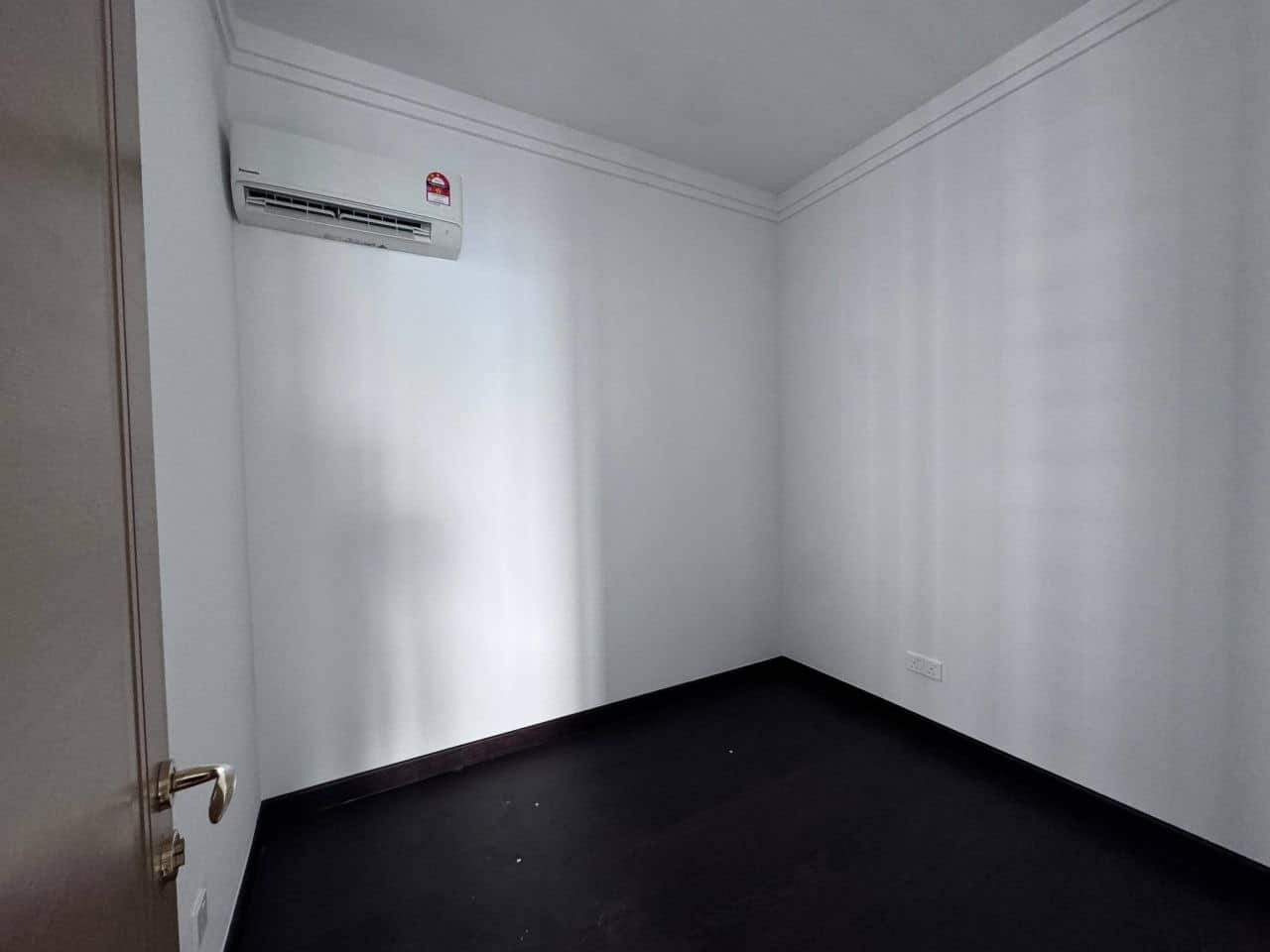 Condo R&F Princess Cove Phase 2 7