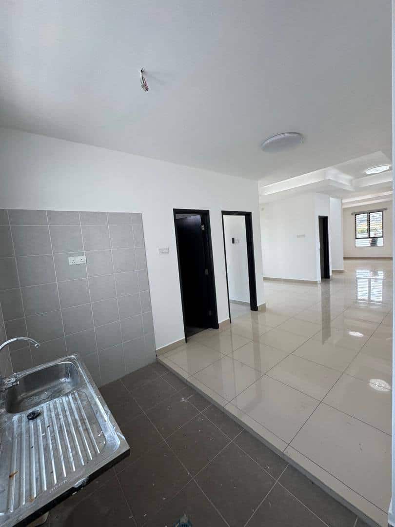 Double Storey Zero Lot Bungalow Corner Eroca Hills 7
