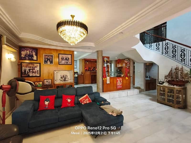 2 Storey Bungalow Taman Bukit Rinting 3