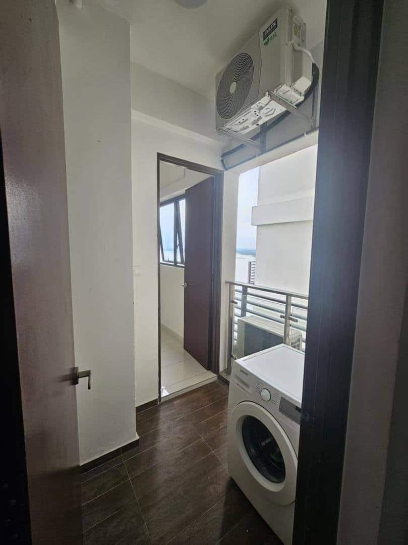 Condo Country Garden Danga Bay 8