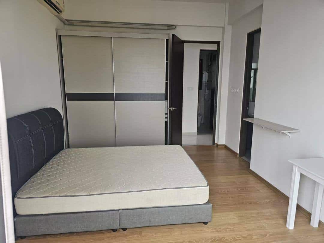 Condo Country Garden Danga Bay 11