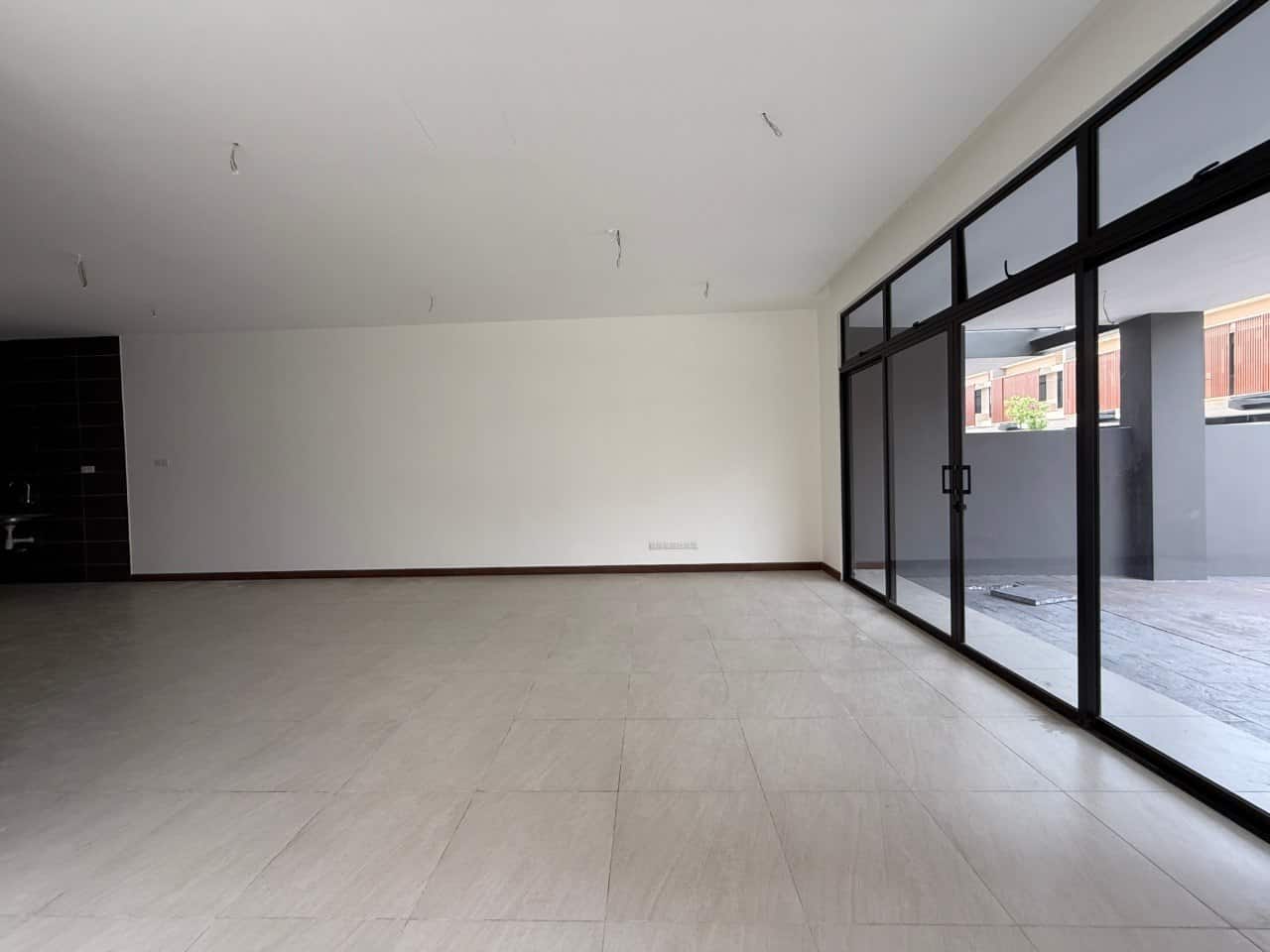 End Lot Aurora Sentral Resort Villas 3