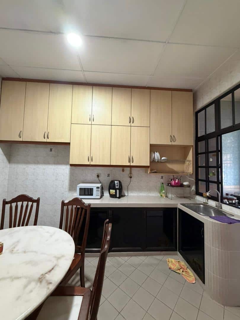 Single Storey Terrace Taman Molek 2