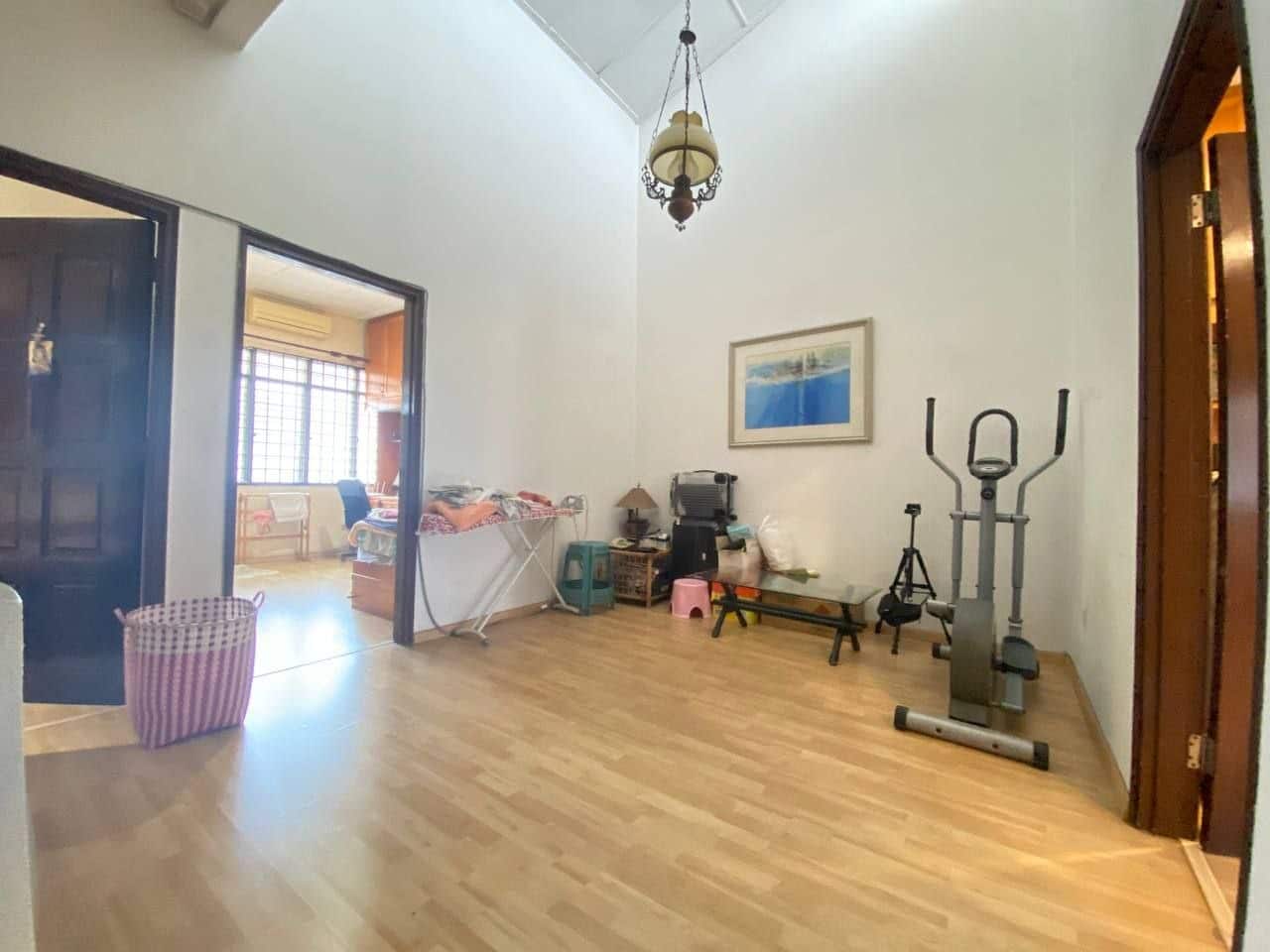 2-Storey Terrace Taman Perling 8
