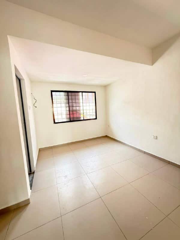 Double Storey Low Cost Jalan Keembong 47, Johor Jaya 6