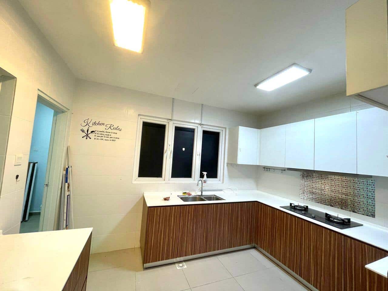 Luxury Apartment Larkin 3