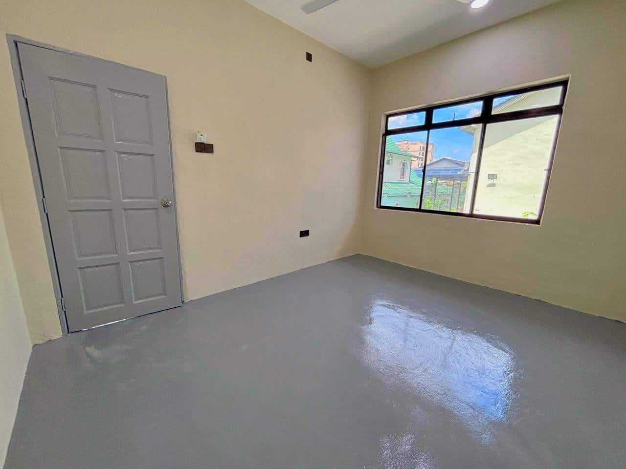 Double Storey Semi D Tmn Pelangi 5