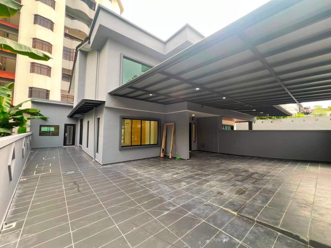 Double Storey Semi-D Endlot Kampung Bahru 2