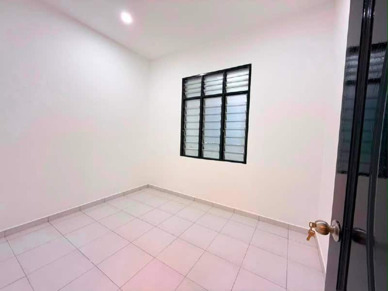 Single storey terrace Jalan Pulai Jaya 15 5