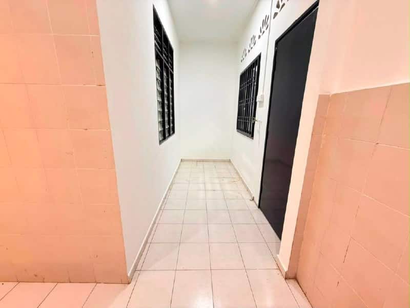 Single storey terrace Jalan Pulai Jaya 15 9
