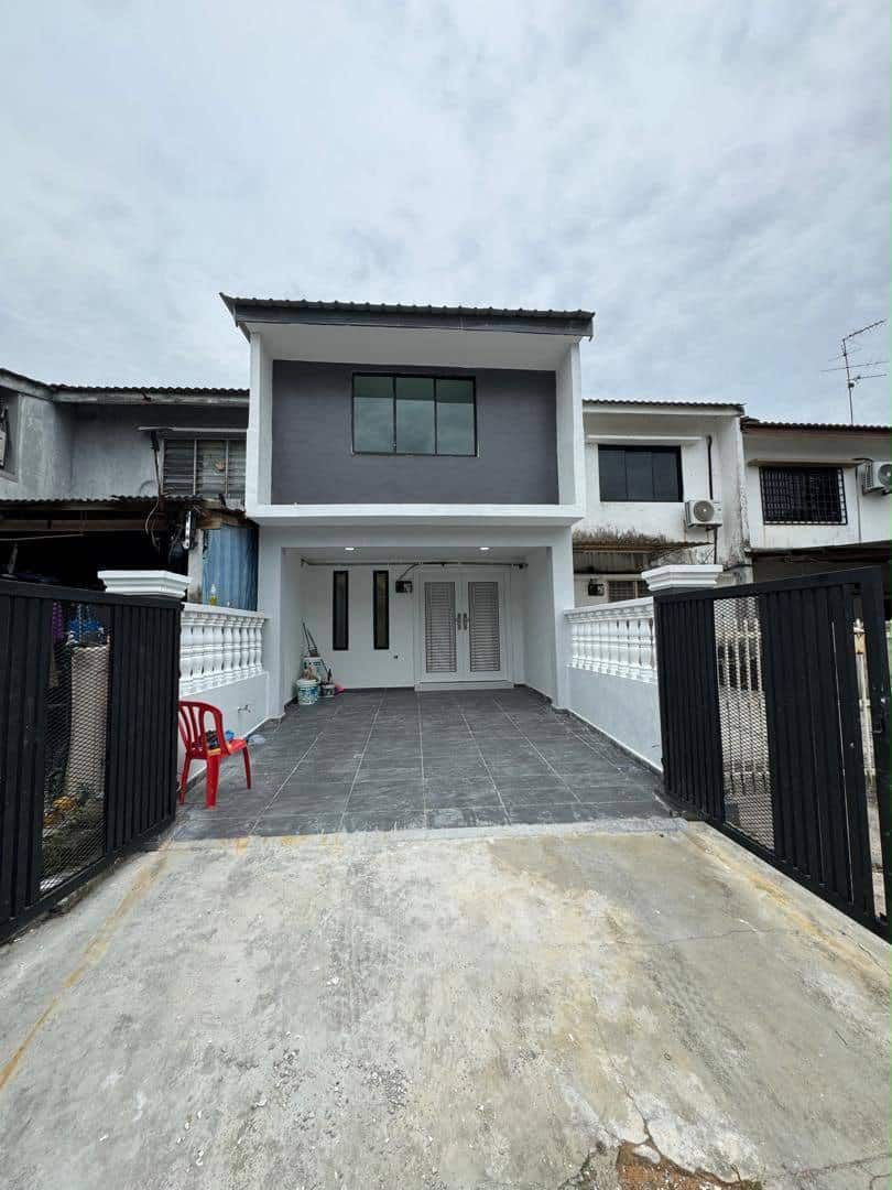 2.5 Storey Terrace House Pulai Utama