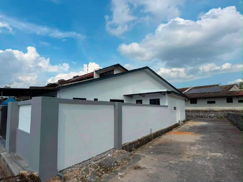 Single Storey Terrace Corner Taman Suria 2