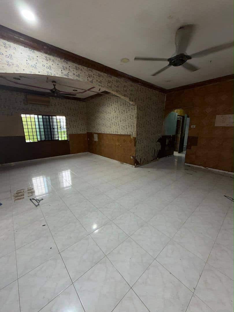 Single storey endlot Kulai Besar 3