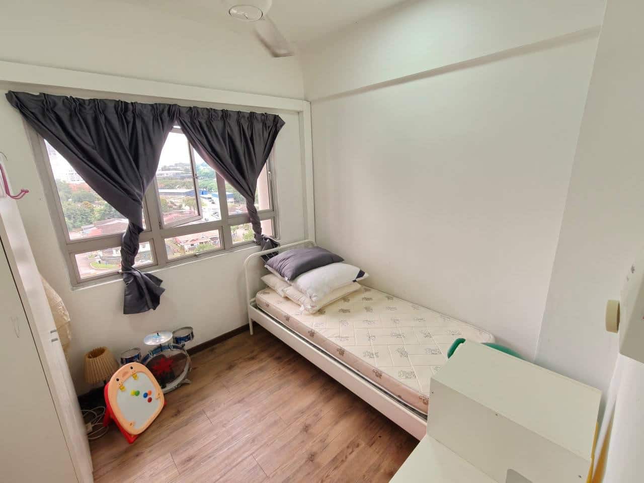 Condominium Dwi Mahkota 8