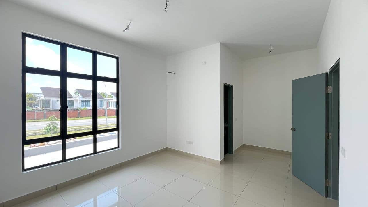 Double Storey Intermediate Bandar Baru Permas Jaya 2
