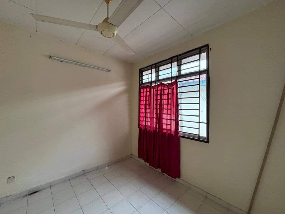 Double Storey Medium Low Cost Terrace House Taman Lagenda 5