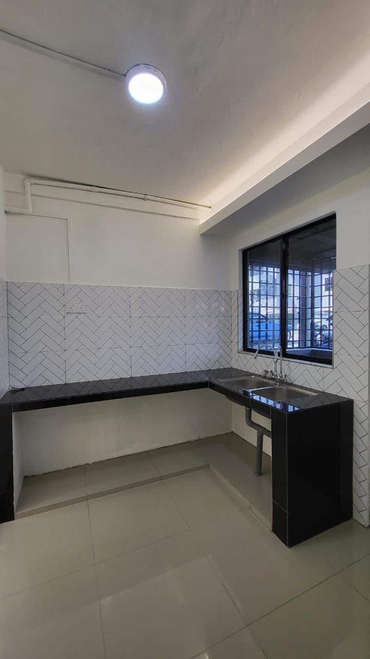 Low Cost Flat Selesa Jaya 5