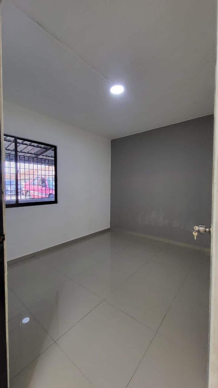 Low Cost Flat Selesa Jaya 4