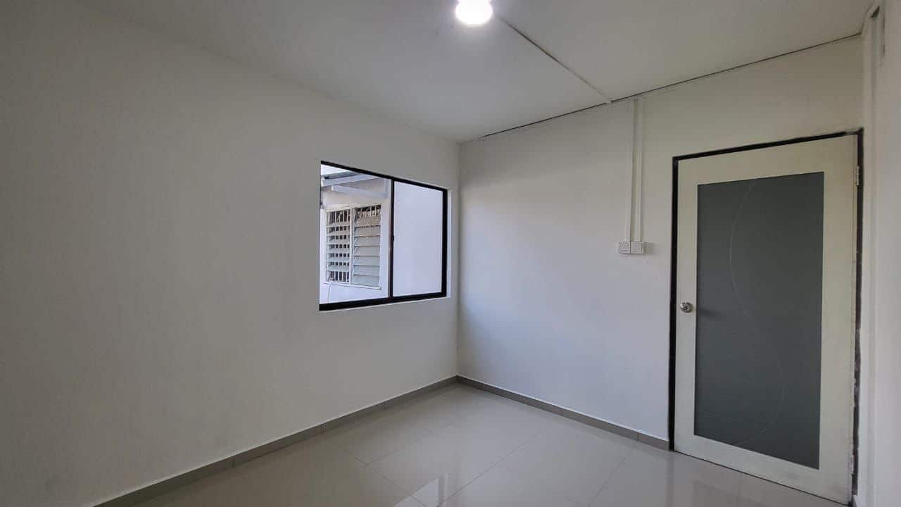 Low Cost Flat Selesa Jaya 3
