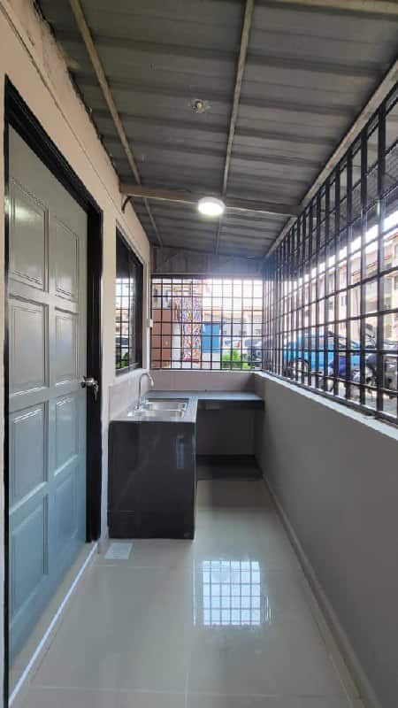 Low Cost Flat Selesa Jaya 6