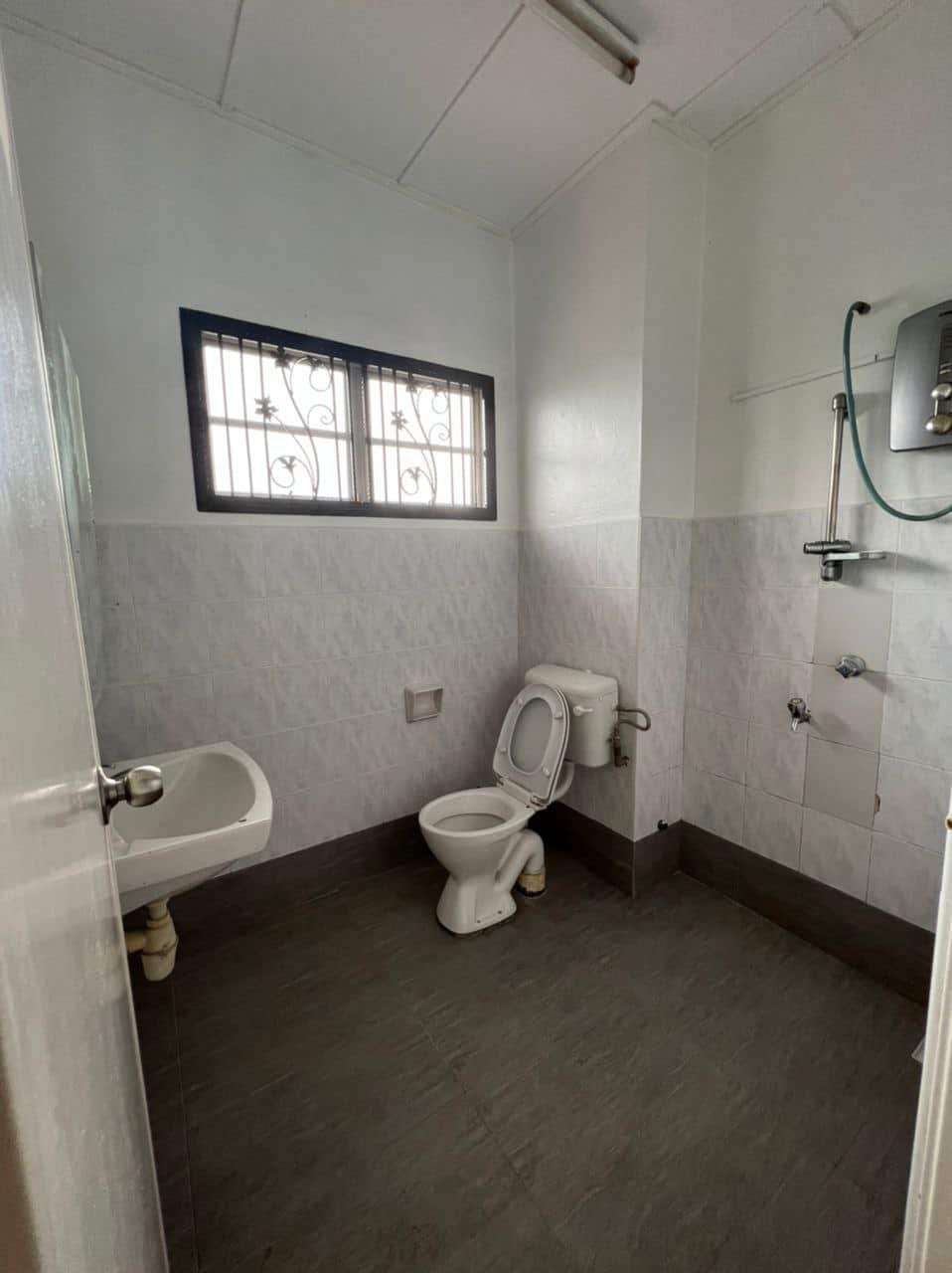 Double Storey Corner Lot Pulai Indah 10