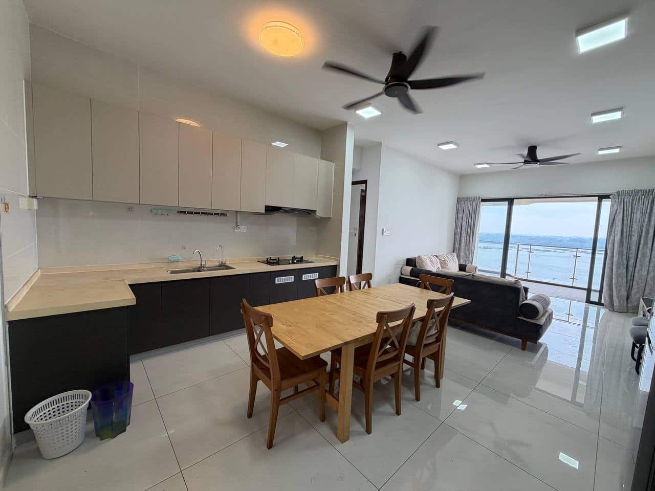 Condominium Royal Stand Country Garden Danga Bay 1