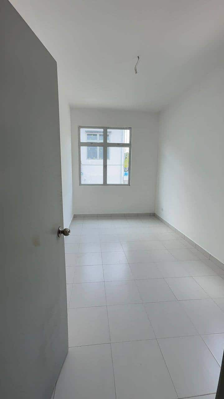 Corner Unit Taman Pulai Mutiara 4
