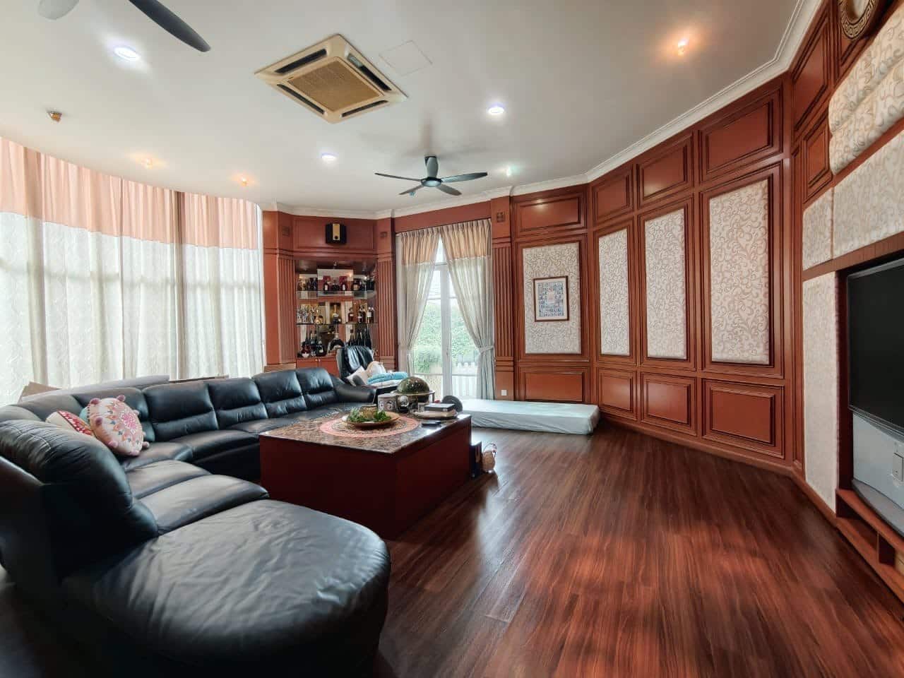 3-Storey Detached Bungalow Stulang Laut 5
