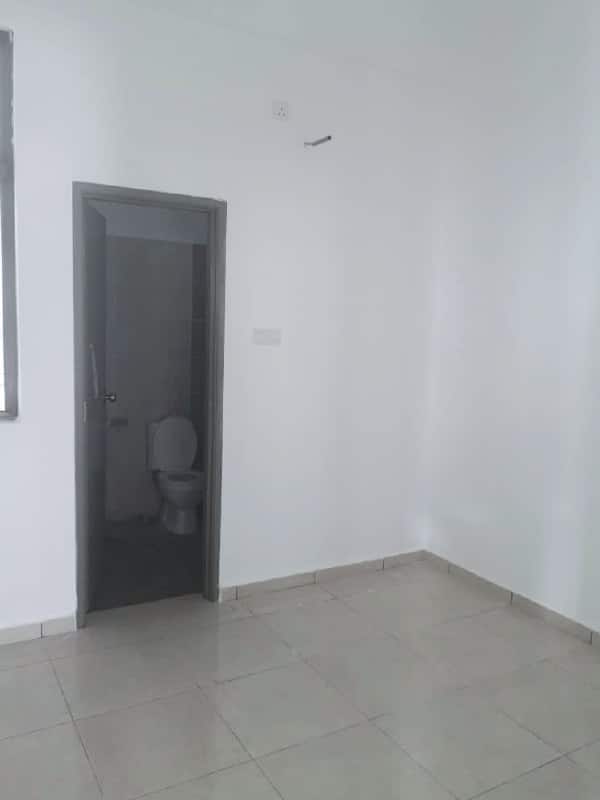 3 Storey Cluster House Taman Mutiara Mas 9