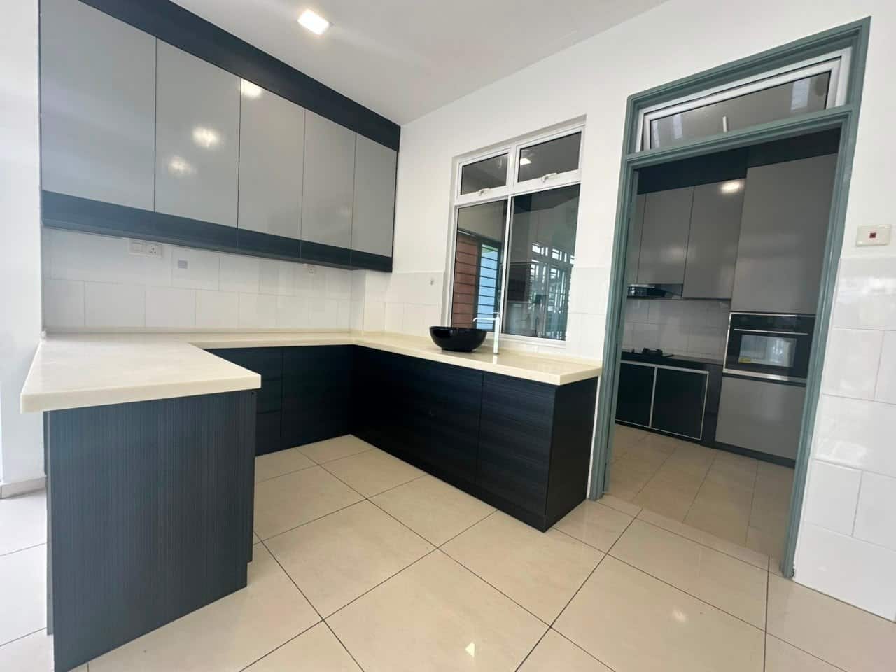 Triple Storey Cluster House Horizon Hills 4