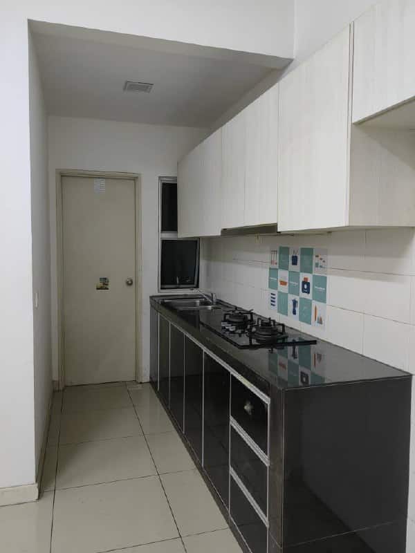 Condominium Greenfield Regency 7