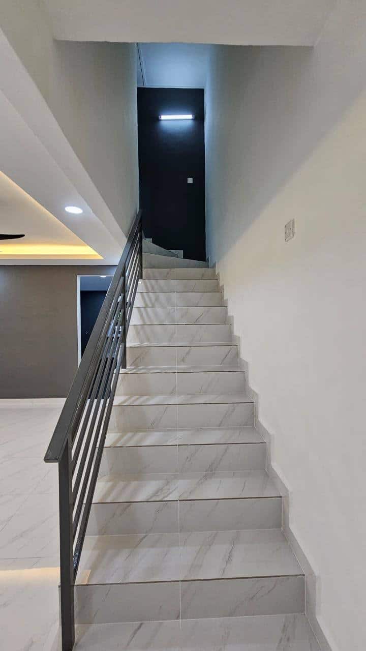Double Storey Low Cost Taman Johor Jaya 6