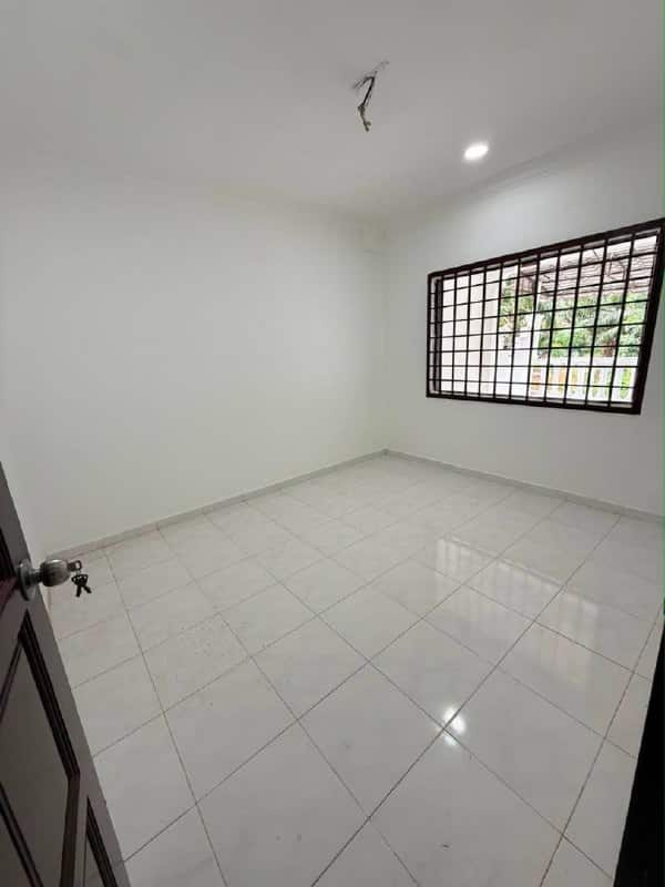 2-Storey Low Cost Taman Makmur Kulai 5