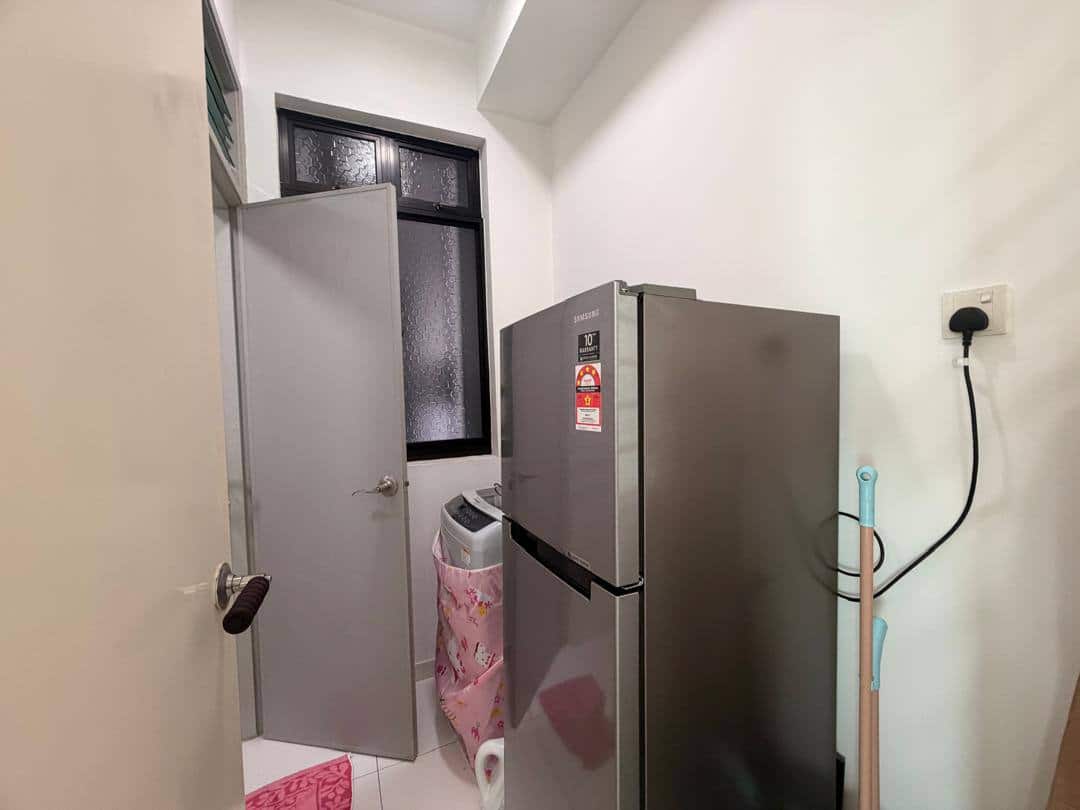 Condominium Bukit Indah 9