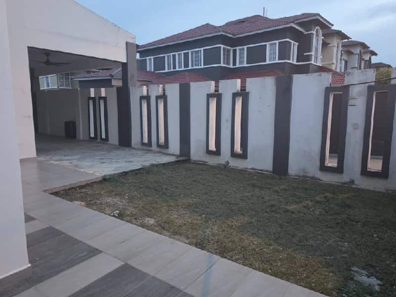 Double Storey End Lot Taman Bukit Indah 1