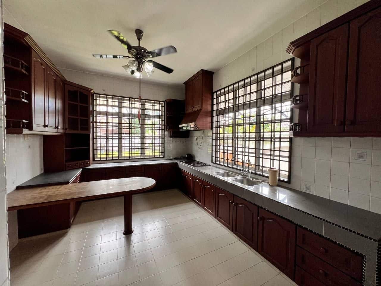 Double Storey Bungalow Taman Perling 6
