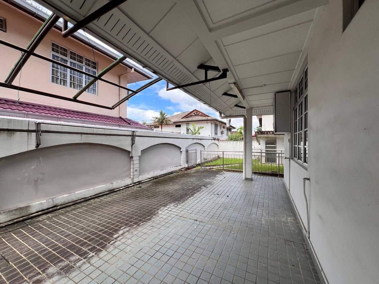 Double Storey Bungalow Taman Perling 5