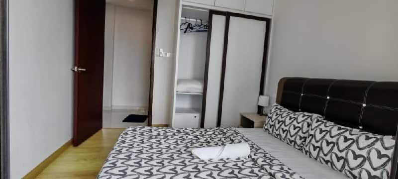 Service Apartment Royal Strand Danga Bay 6