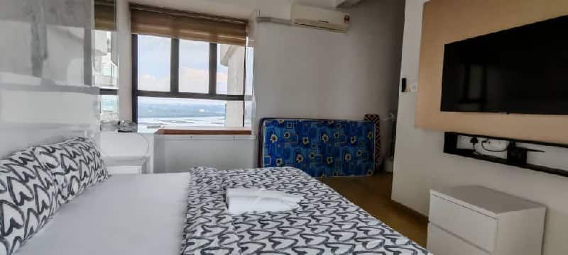 Service Apartment Royal Strand Danga Bay 11