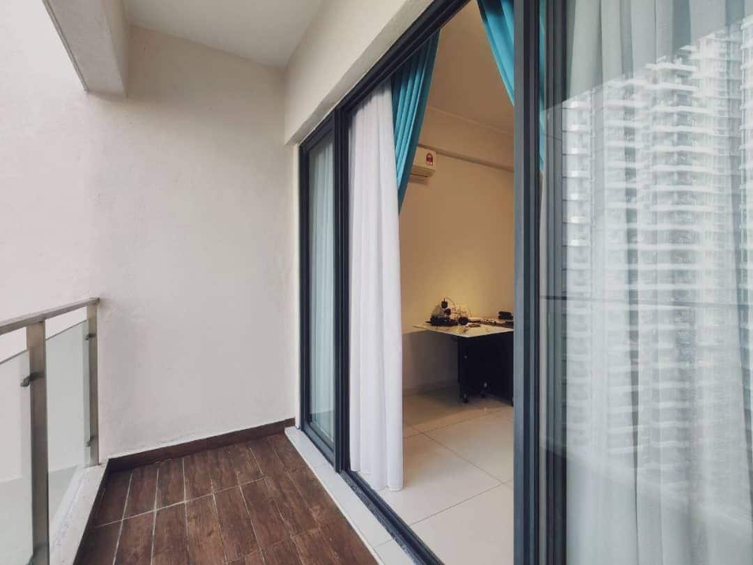 Condo Amberside @ Country Garden Danga Bay 4