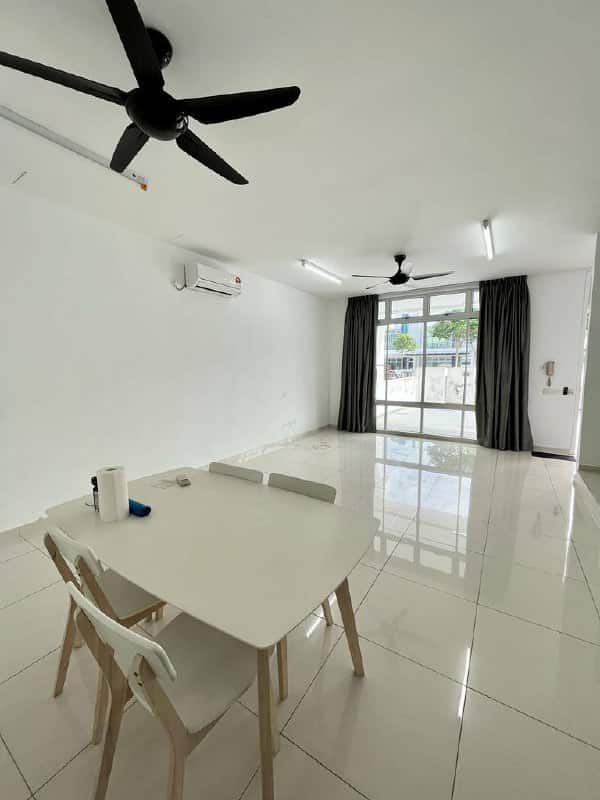 Double Storey Terrace House Eco Cascadia (Neptune) 3