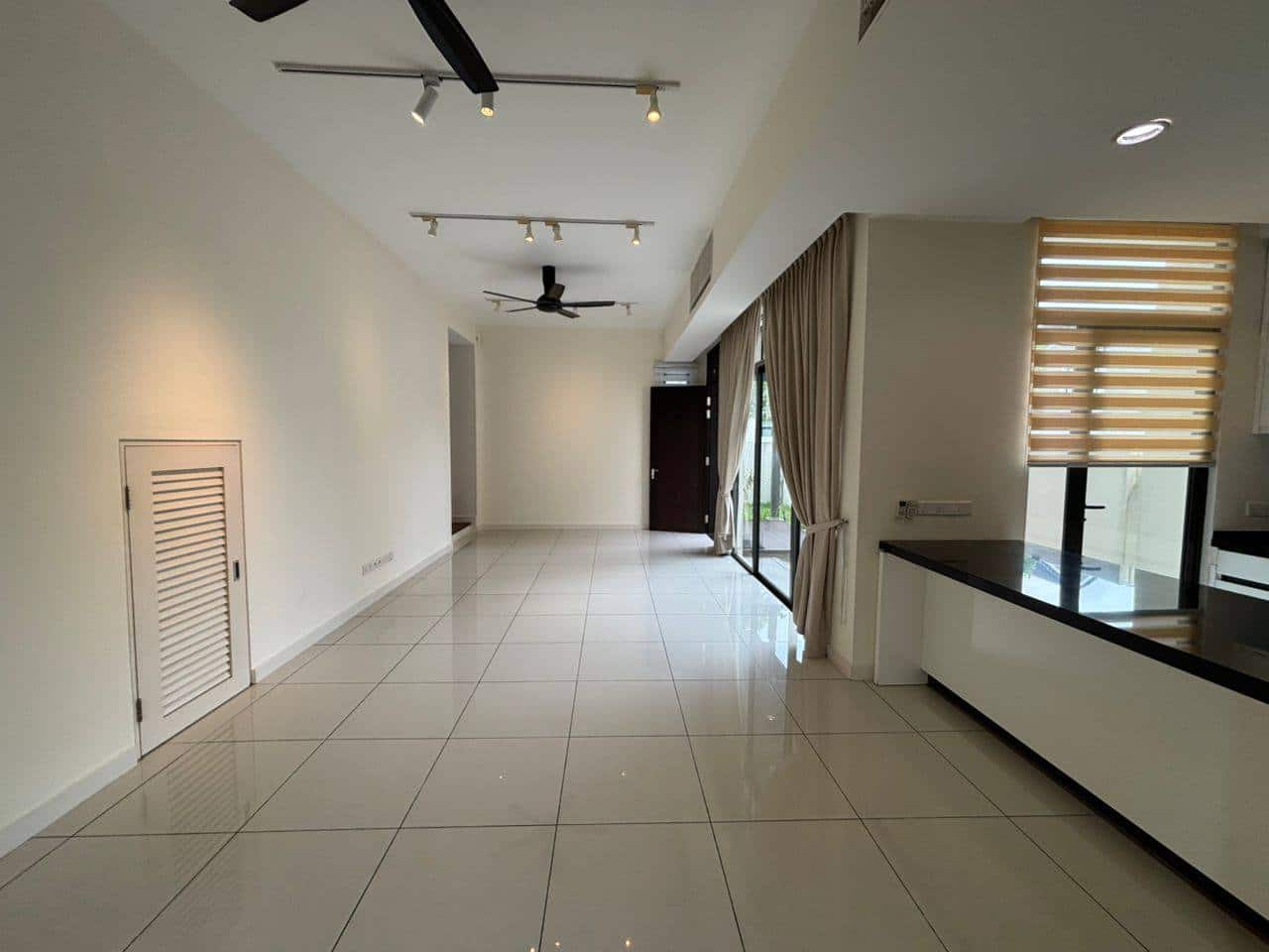 Double storey garden terrace Avira Medini Iskandar 2