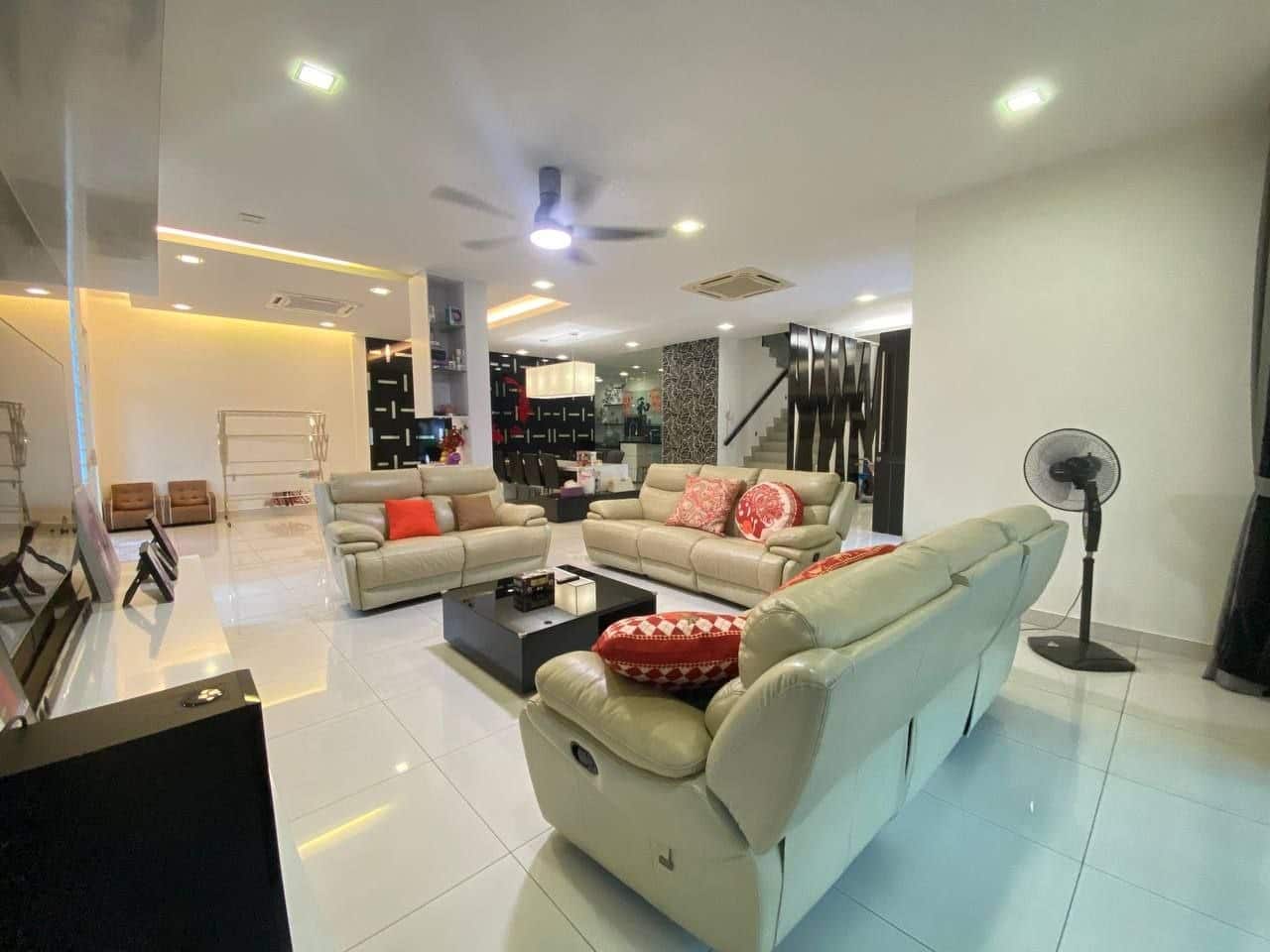 2-Storey Semi D Nusa Duta 1 7