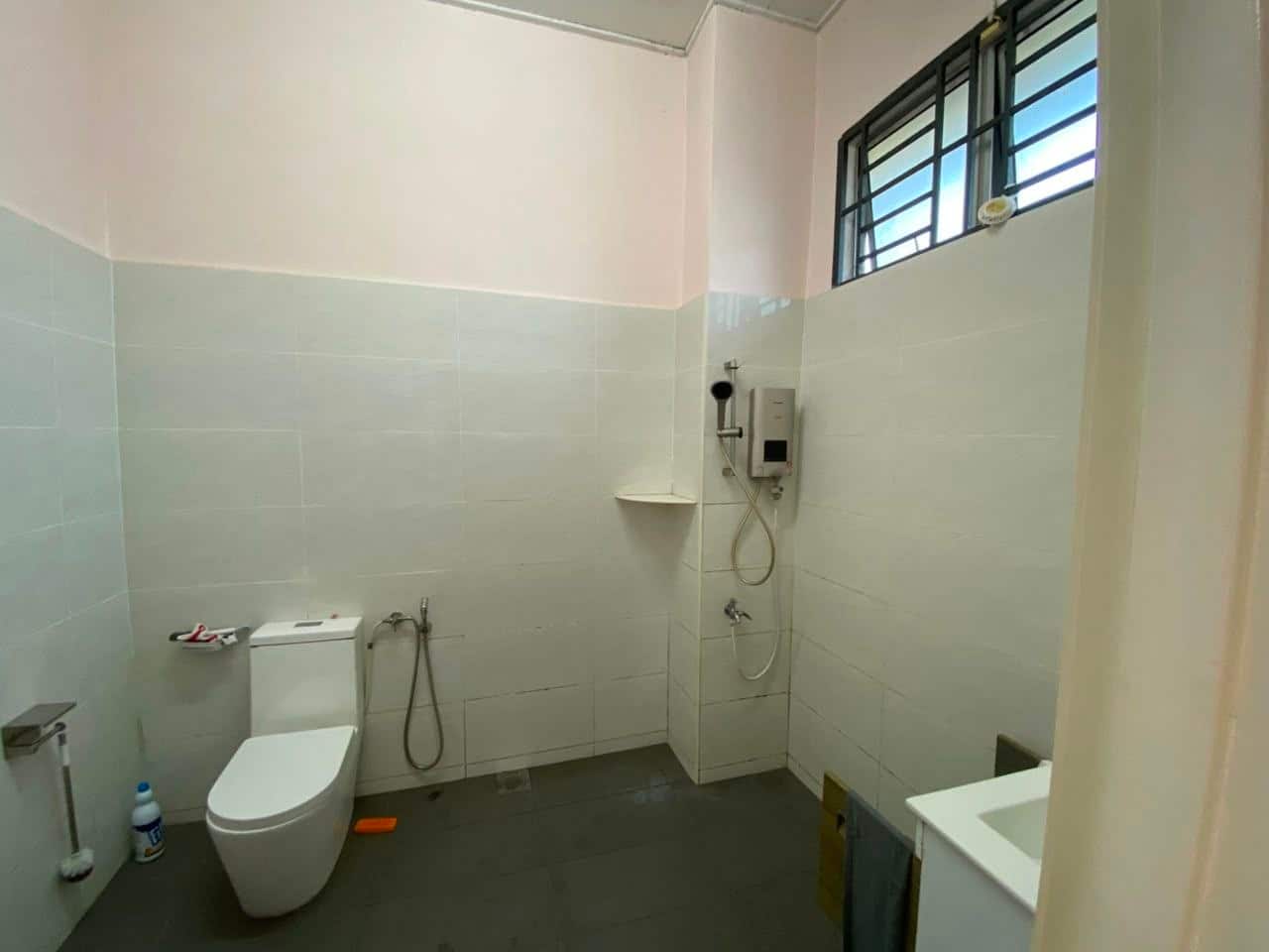 Double Storey Terrace Taman Pulai Utama 5