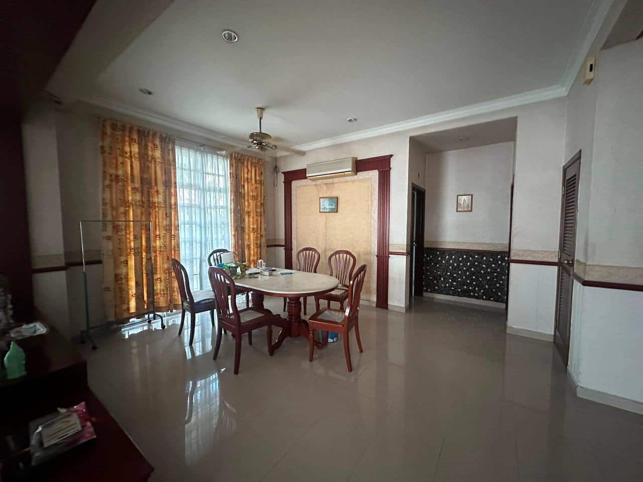 Semi-Detached Taman Suria 5
