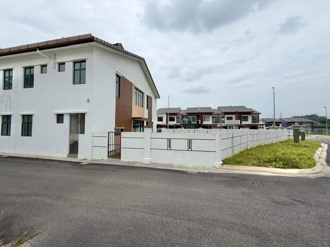 Double Storey Terrace Corner Taman Tropikana Alma 2