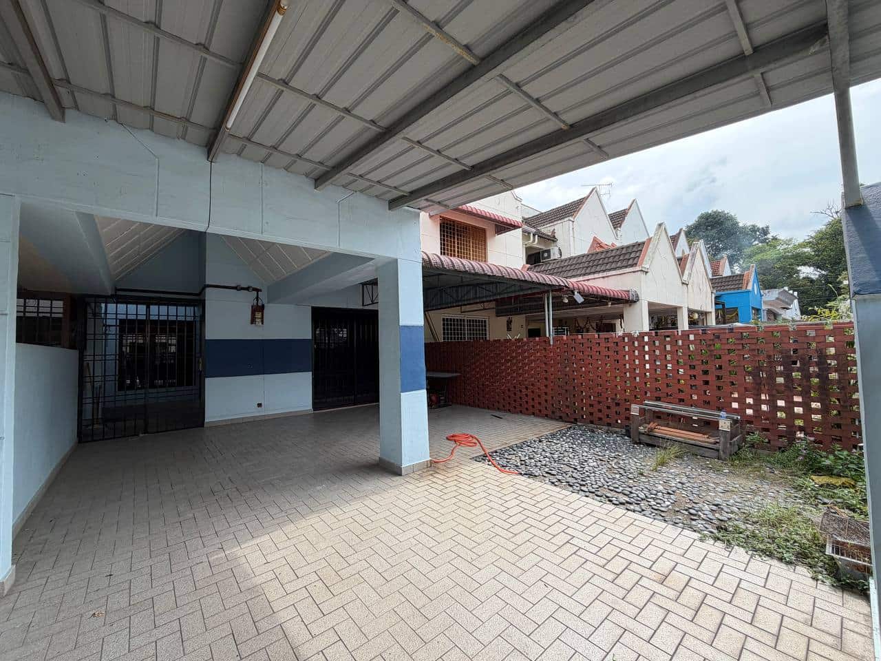 Intermediate Lot Jalan Permas 11/16 5